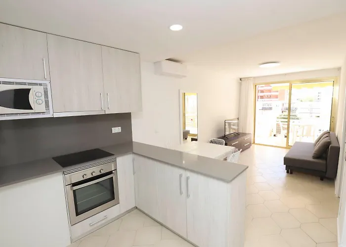 Diferentflats Novelty Салоу