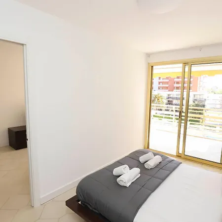 Apartment Diferentflats Novelty