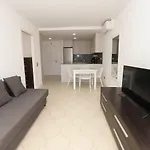 Diferentflats Novelty *