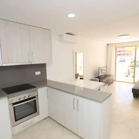 Diferentflats Novelty Salou